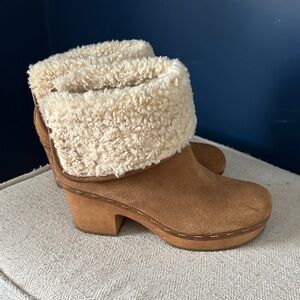 UGG Tan Shearling-Lined Ankle Boots